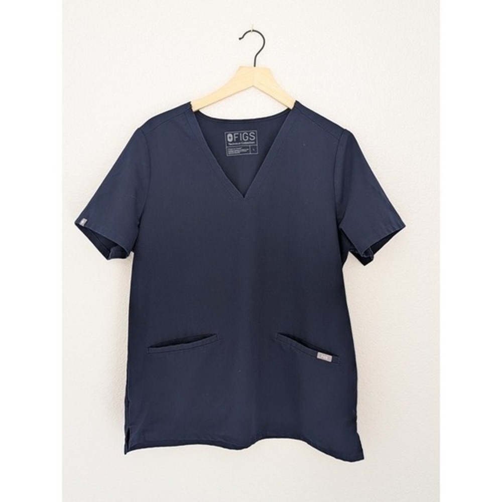 Figs Casma Three-Pocket Scrub Top